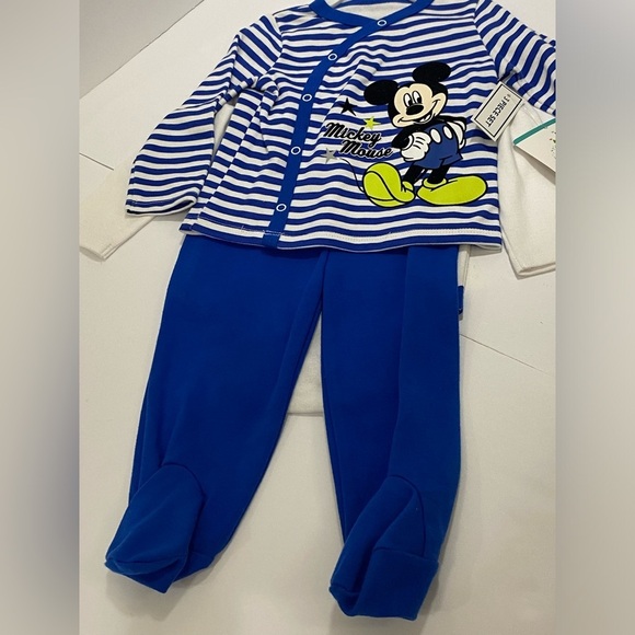 Disney onesies - Picture 4 of 8